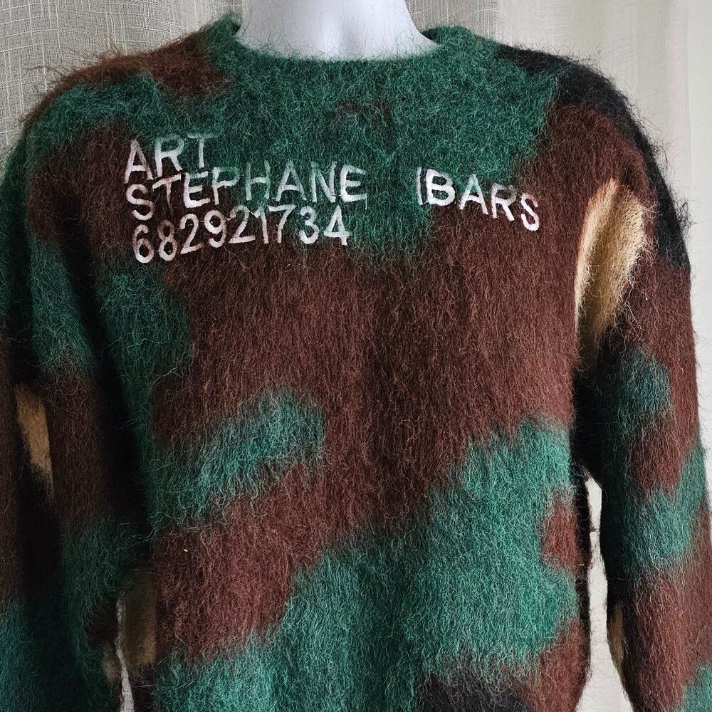 SUPERMADE EMBROIDERED CAMOUFLAGE SHAGGY KNITTED SWEATER SIZE M NWT